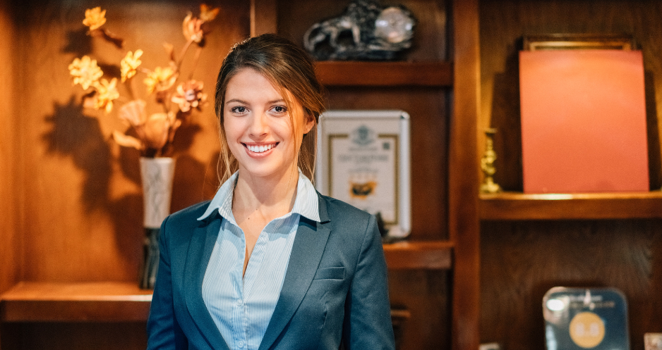 receptionist of hotel